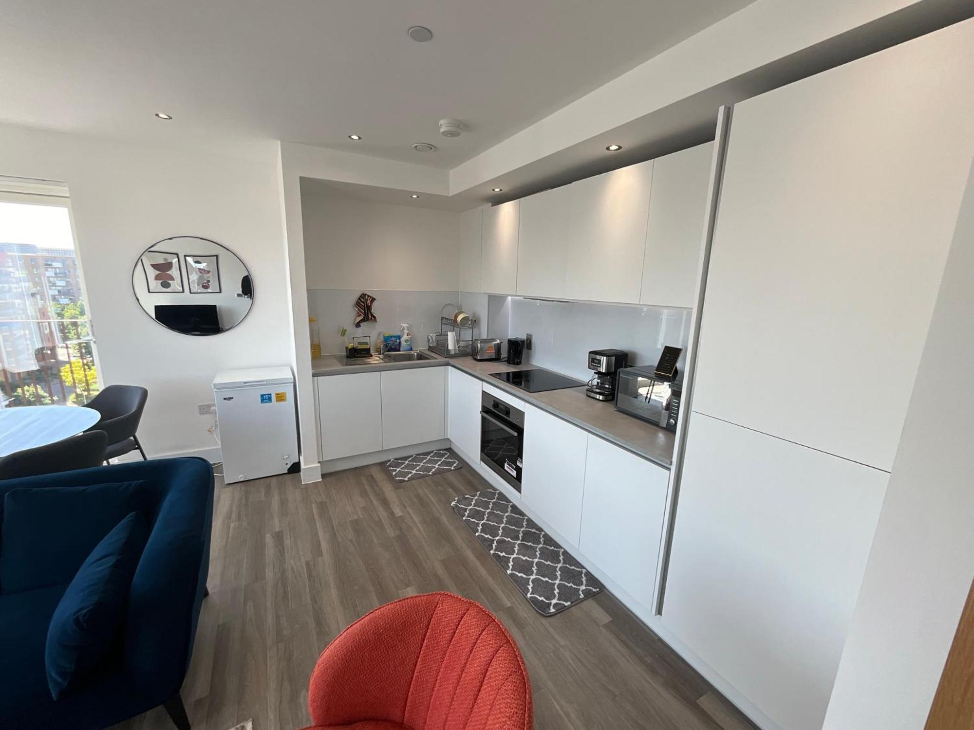 Deluxe Double Bed In Shared Apt Near Canary Wharf, City Airport & O2 Arena With Thames View Londres Exterior foto