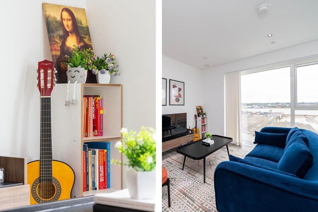 Deluxe Double Bed In Shared Apt Near Canary Wharf, City Airport & O2 Arena With Thames View Londres Exterior foto